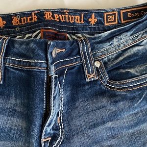 Rock Revival Jean Capri Crops